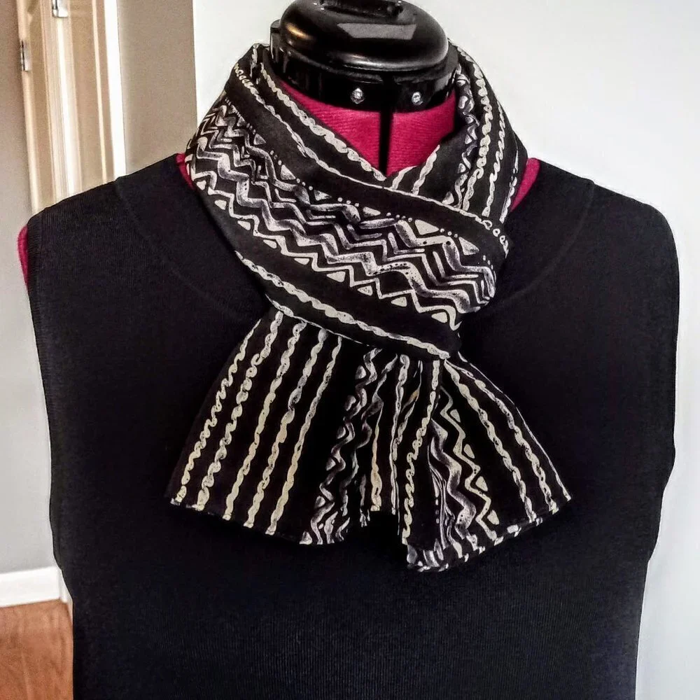 Vintage Casca Silk Print Oblong Scarf